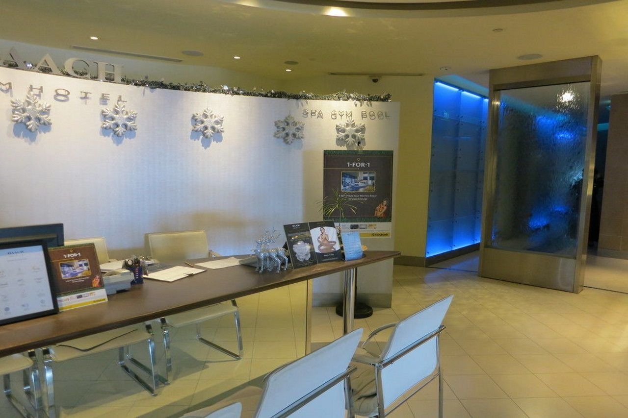 M Centre Singapura